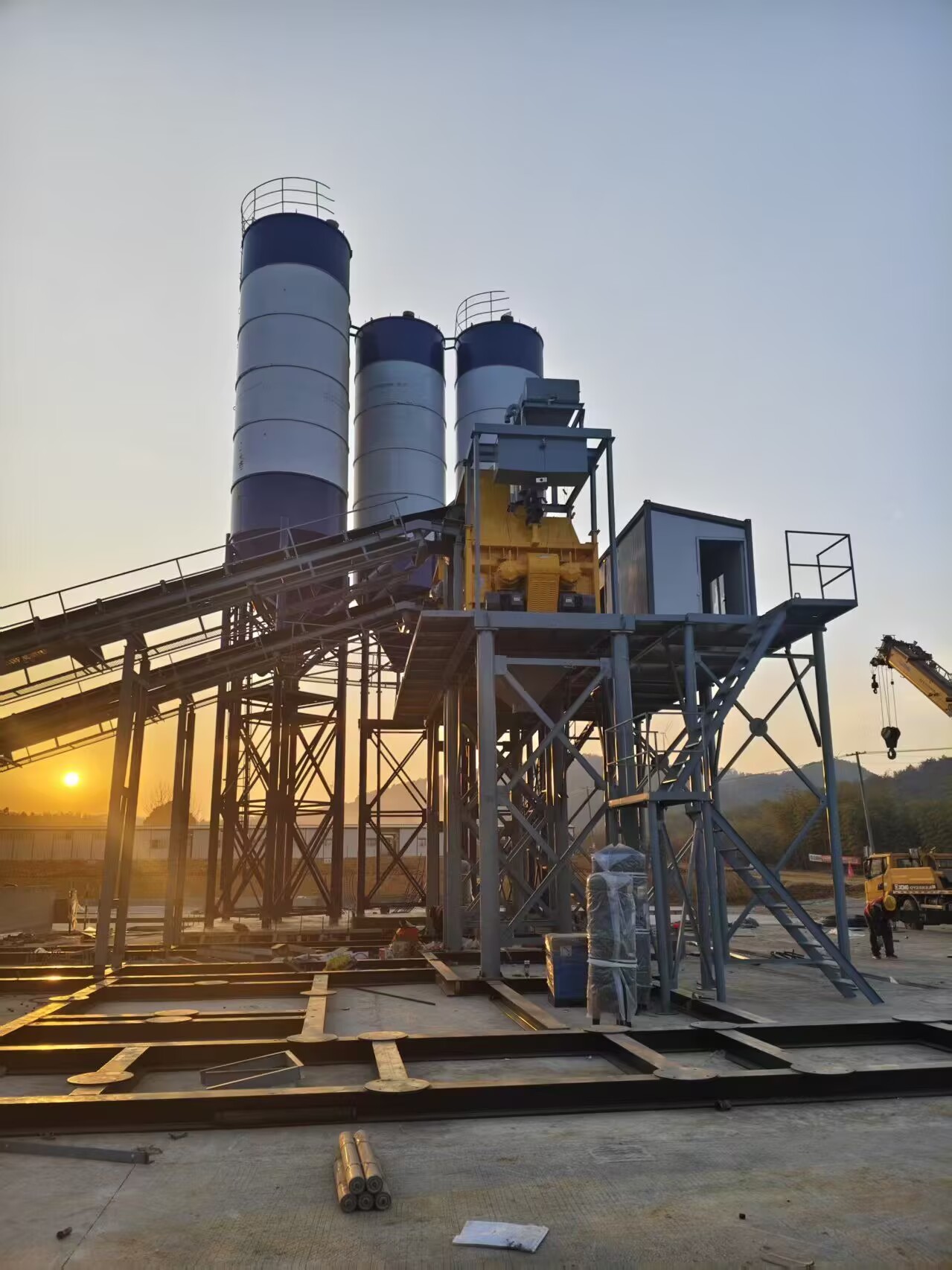 Concrete batching plant installation and commissioning by HZSMOVE